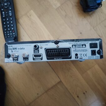 Satelit s Twin LNB + trojnozka + Set top box+ Kábel - 3