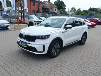 Kia Sorento 1.6T-GDi 169kW HYBRID 4x4 AUTOMAT EXCLUSIVE - 3
