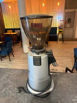 Profesionálny mlynček na kávu MACAP - 3