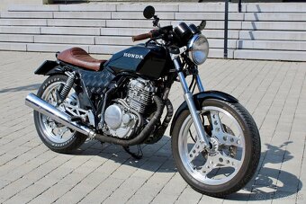 Honda XBR 500 Cafe Racer / A2 - 3