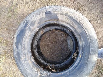 Pneu 185/70r14 - 3