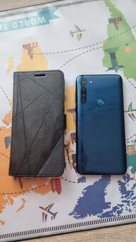 Motorola G8 Power - 3