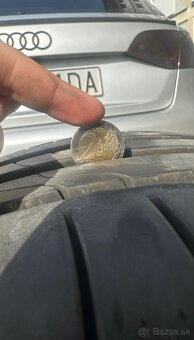 255/30 R20 - 3