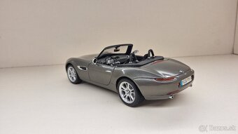 1:18 BMW Z8 - 3
