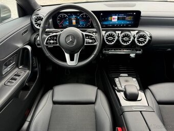 Mercedes-Benz CLA Kupé 180D A/T 42300 KM - 3