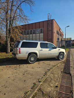 Cadillac Escalade ESV Platinum 6.2 V8 2014 - 3