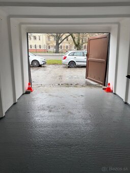 Garaz v Galante na prenajom - 3