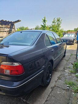 E39 523i - 3