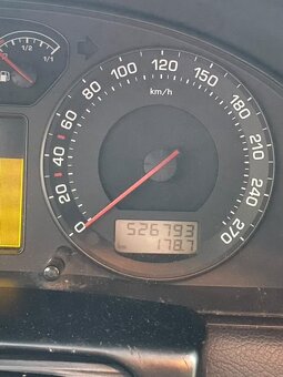 Na náhradné súčiastky v celku - 3