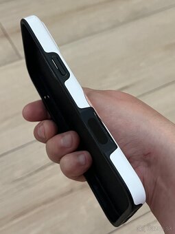 Clementina kryt 16 Pro Max - 3