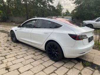 Tesla 3 Perfomance 4WD Dovuz Italia - 3