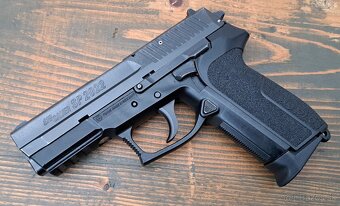 SIG SAUER SP 2022,P228 - 3