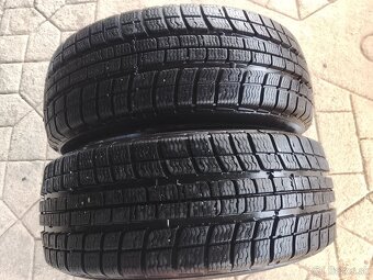 Predám zimné pneu 195/55r15. 8/9mm - 3