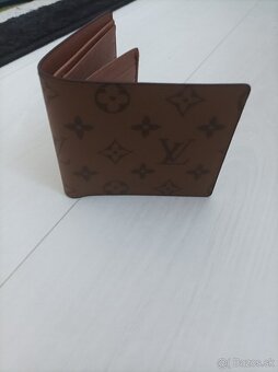 Peňaženka LV - 3