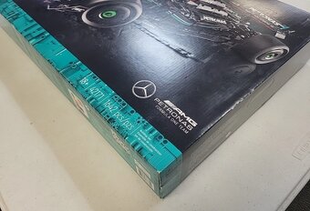 Nové LEGO Technics 42171 Mercedes-AMG F1 W14 E Performance. - 3