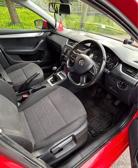 Skoda octavia 1.2 TSI dovoz gb - 3