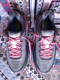 Botasky HOKA - 3