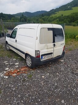 Predám Peugeot Partner na náhradné diely - 3