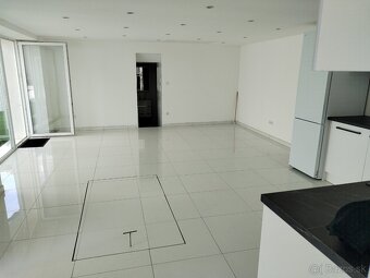 Predaj:2-izbový RODINNÝ DOM s pozemkom 173 m2, Turč. Kľačany - 3