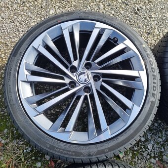 Superb IV Passat Alu kola Zima - 3