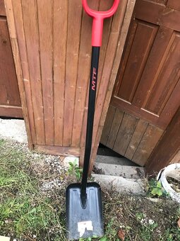 Veľmi Kvalitná odolná lopata aj na ľad kovová - 3