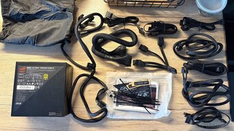 ASUS Rog Strix 1000W - 3