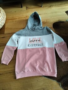 Mikiny veľ. 134-140 - 3