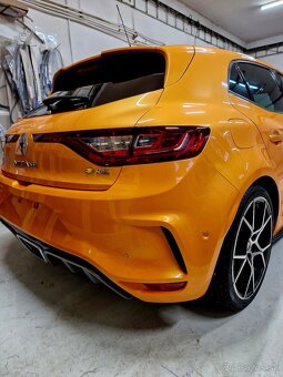 Renault Megane RS Trophy - 3