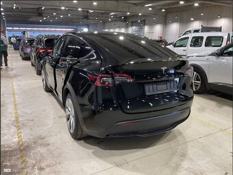 Tesla Model Y 2023 Standard Range SoH 95 % - 3