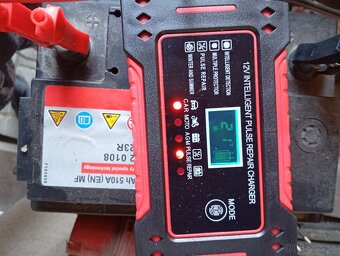 Automatická inteligentná mikroprocesorova nabíjačka - 3