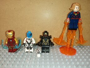 76131 LEGO Avengers Endgame Avengers Compound Battle - 3