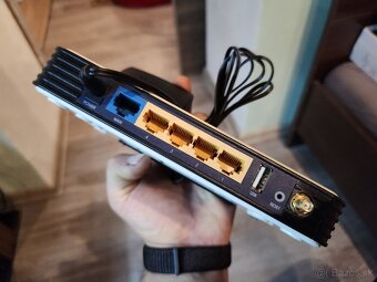 stary Router s USB 10e ( 1 antena ) - 3
