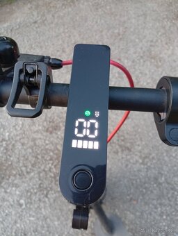 Elektro kolobežka Sencor - 3