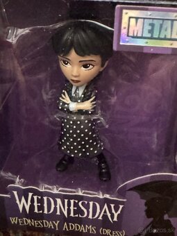 Kov figurky Wednesday -12€ - 3