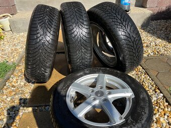 Elektrony  VW  s  Pneumatikami   195/65 r15 - 3