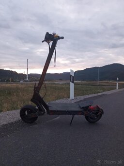 Elektrická kolobežka Kukirin G4 - 3