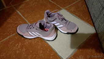 ADIDAS vel. 33 - 3