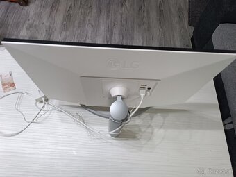 Predám 4K monitor LG 27UL550P - 3