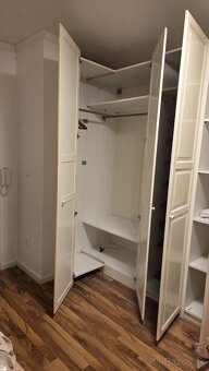 Predam rohovu skrinu - 3