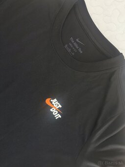 Krásne originál Nike tričko čierne - 3