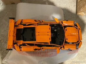 LEGO 42056 Porsche 911 GT3 RS - 3