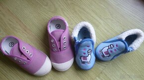 obuv, detské papučky č. 22, dievčenské tenisky č. 27 - 3