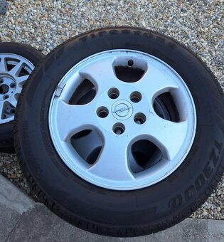 Predam pneumatiky Fiat Brava a Opel Vectra - 3