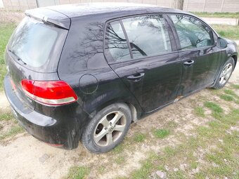 Volkswagen Golf 6 1.6TDI 77kw na náhradné diely - rozpredám - 3