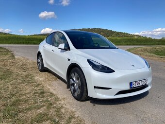 Tesla Model Y 03/2023 DualMotor + ťažné (Tesla Y Berlin) - 3