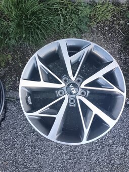 Kia hliníkové disky 5x114,3 R18 - 3