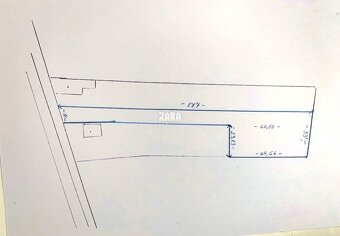 Rozhanovce pozemok s výmerou 3091 m². Vhodný pre 1-až 3 do - 3