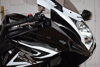 SUZUKI GSX-R 600, L5 - 3