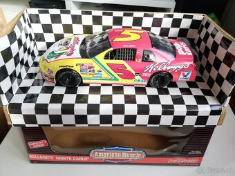 1:18 NASCAR Terry Labonte 1998 Chevrolet Monte Carlo - 3