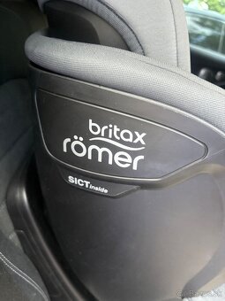 Autosedacka Britax Romer Dualfix m-i size - 3